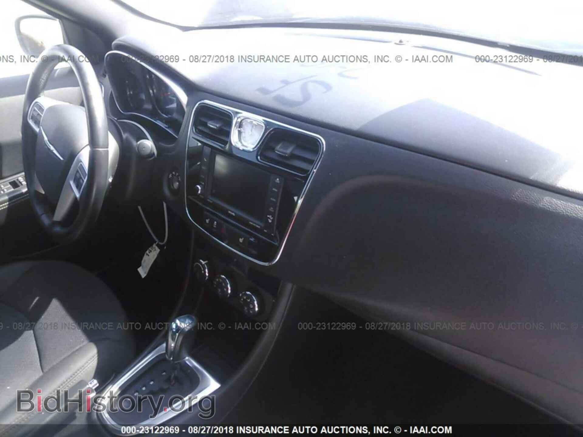 2012 Chrysler 200 - VIN: 1C3CCBCB0CN200952 - Фото 5