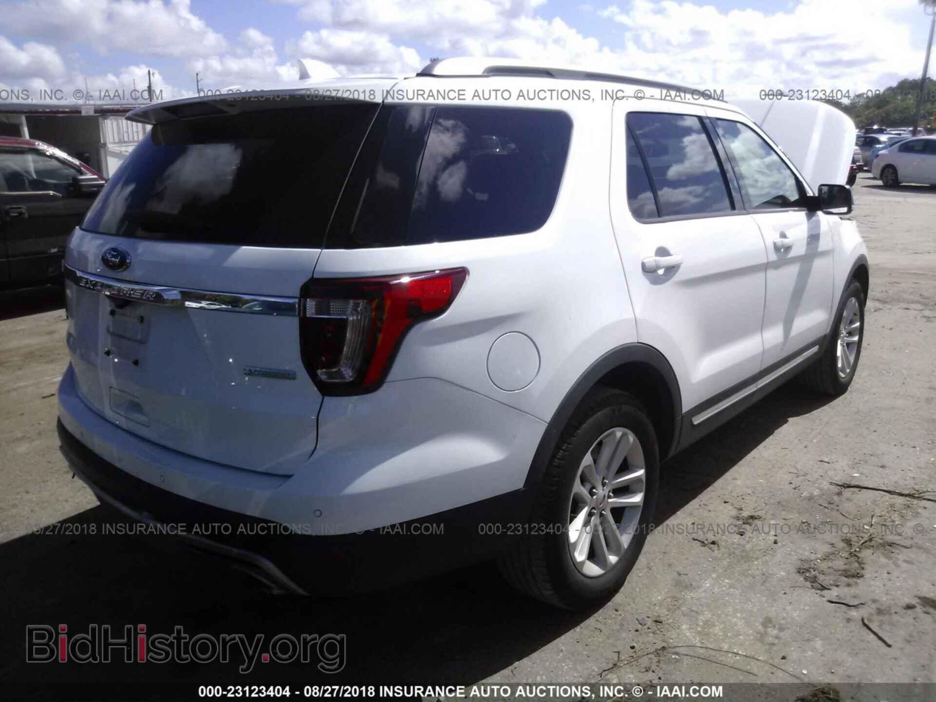 2016 Ford Explorer - VIN: 1FM5K7DHXGGB27196 - Photo 4