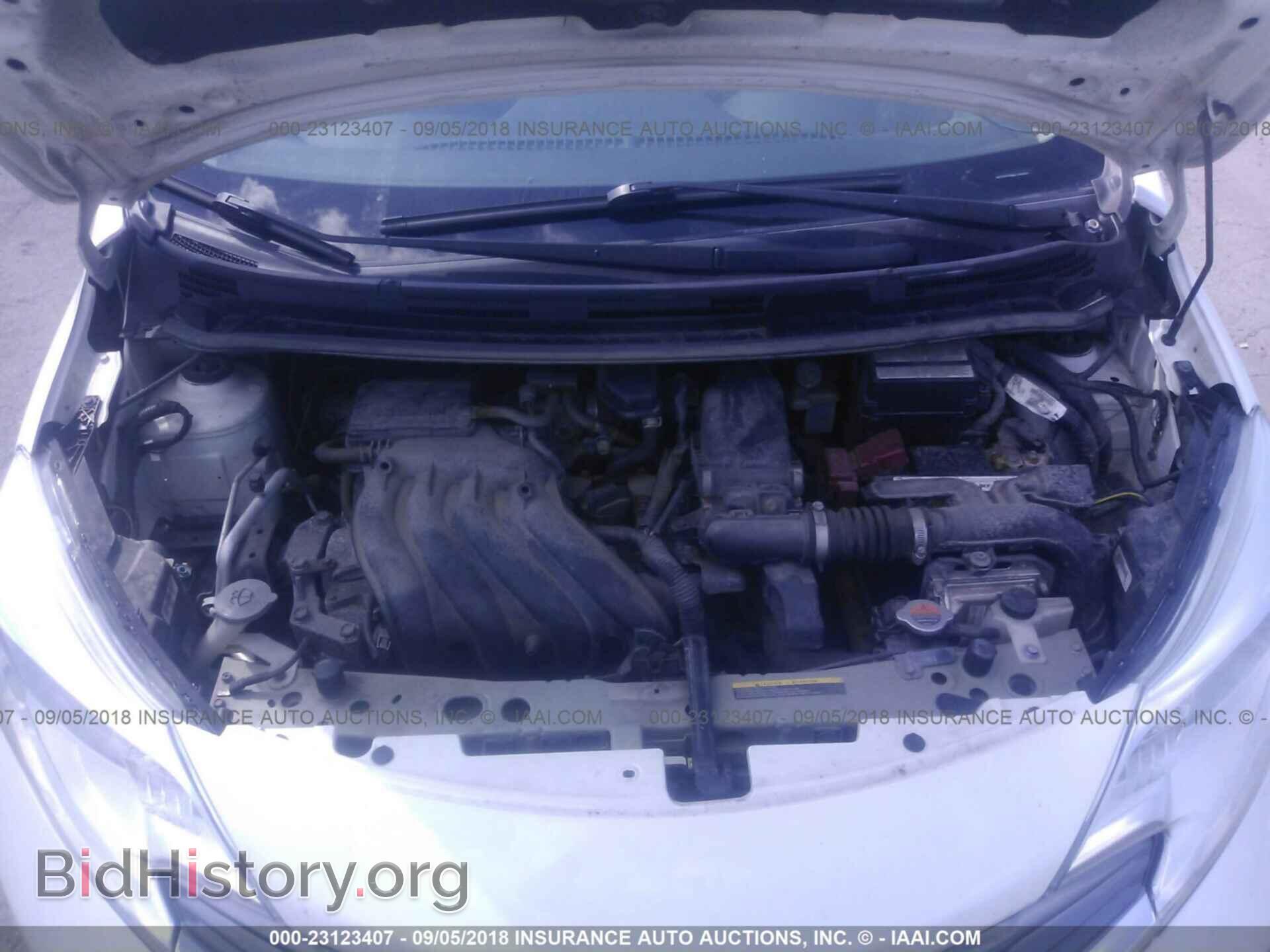 2014 Nissan Versa note - VIN: 3N1CE2CP6EL436352 - Photo 10