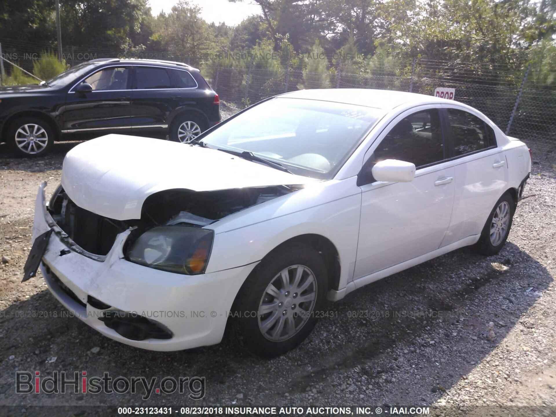 2011 Mitsubishi Galant - VIN: 4A32B2FF2BE024619 - Фото 2
