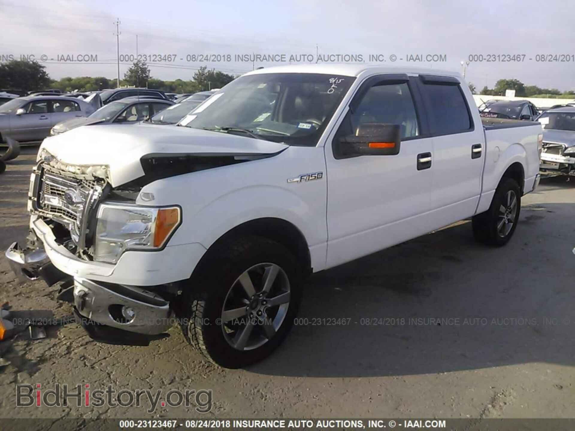 2014 Ford F150 - VIN: 1FTFW1CF1EKF60863 - Фото 2