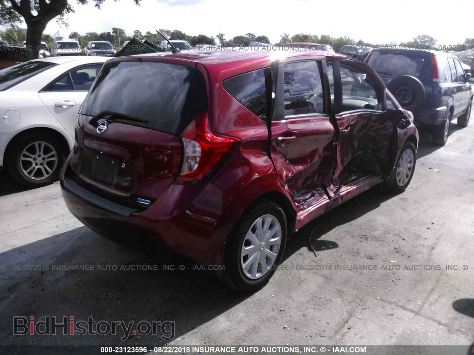 2015 Nissan Versa note - VIN: 3N1CE2CPXFL444164 - Фото 4