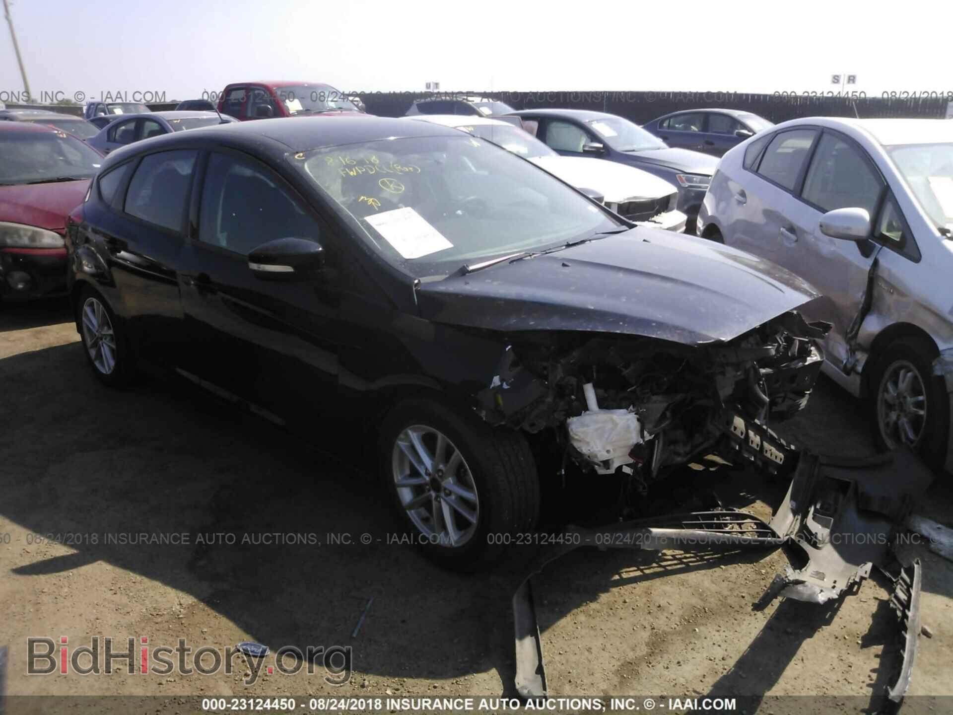 Photo 1FADP3K29GL285759 - Ford Focus 2016