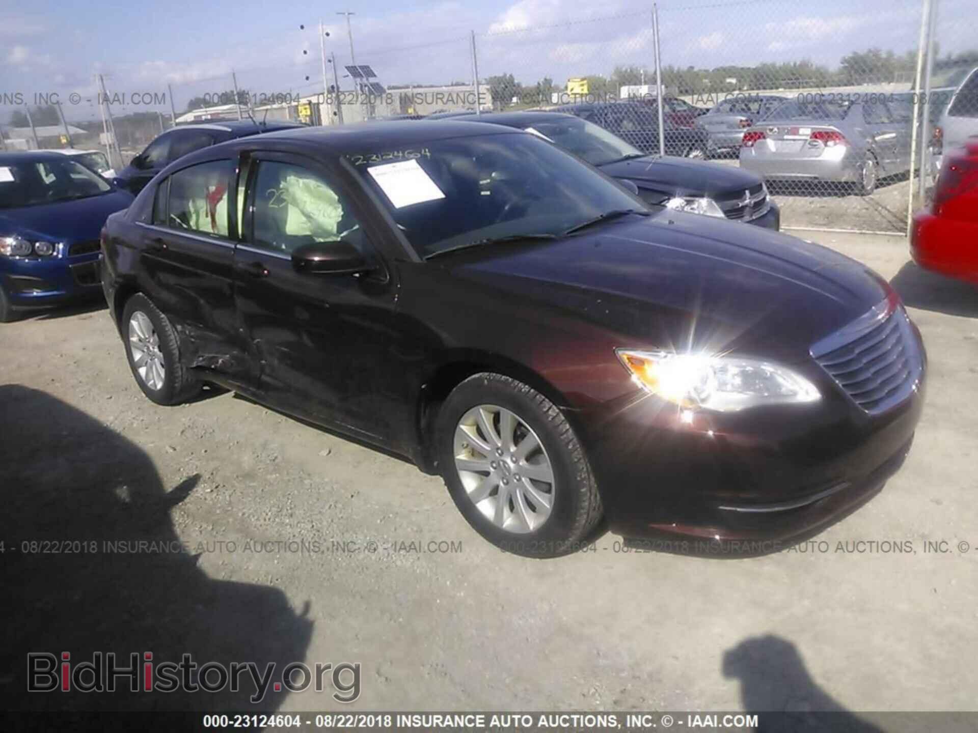 Фотография 1C3CCBBG8DN658883 - Chrysler 200 2013