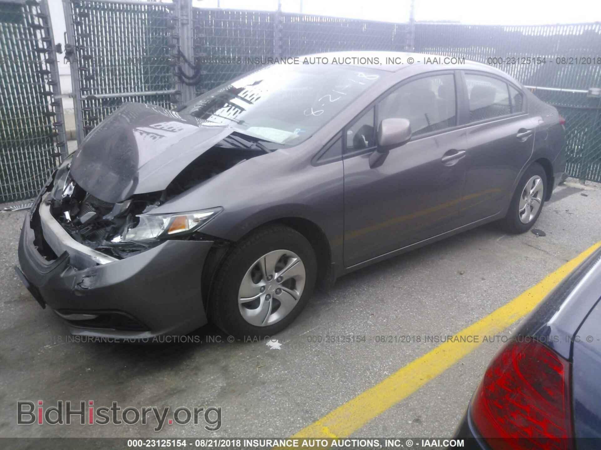 2013 Honda Civic - VIN: 19XFB2F57DE201474 - Фото 2