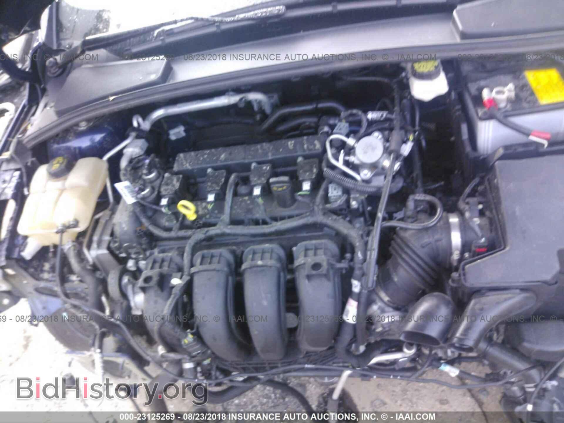 2017 Ford Focus - VIN: 1FADP3H21HL241375 - Photo 10