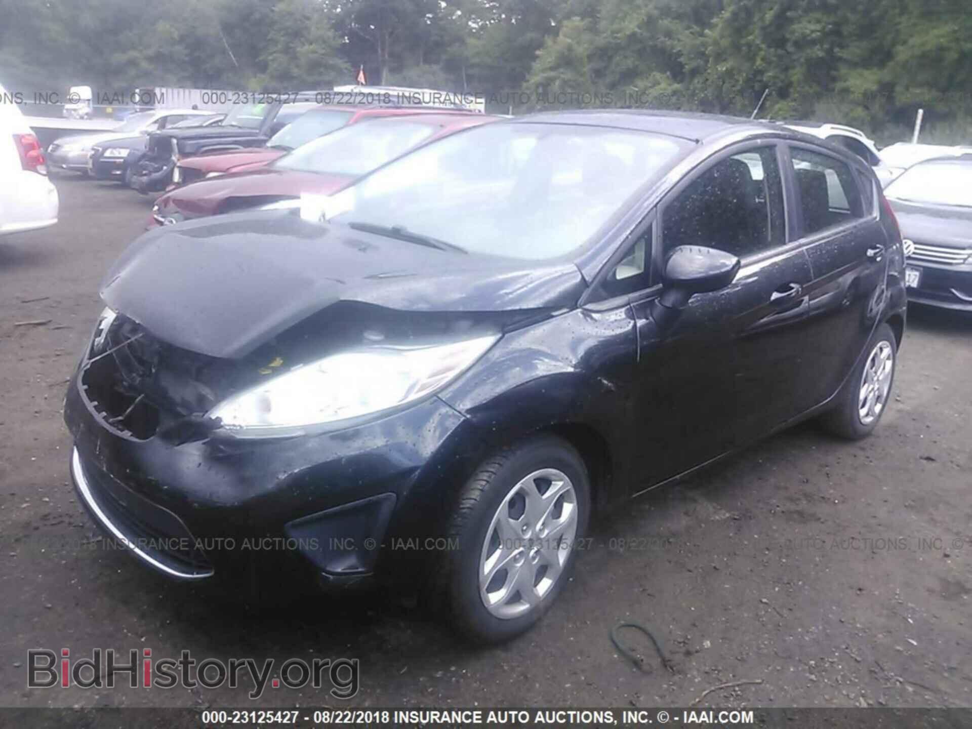 2011 Ford Fiesta - VIN: 3FADP4EJ9BM128703 - Фото 2