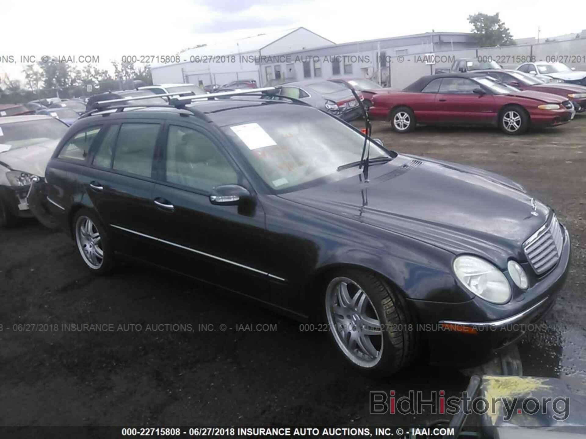 Photo WDBUH83J34X118715 - MERCEDES-BENZ E 2004