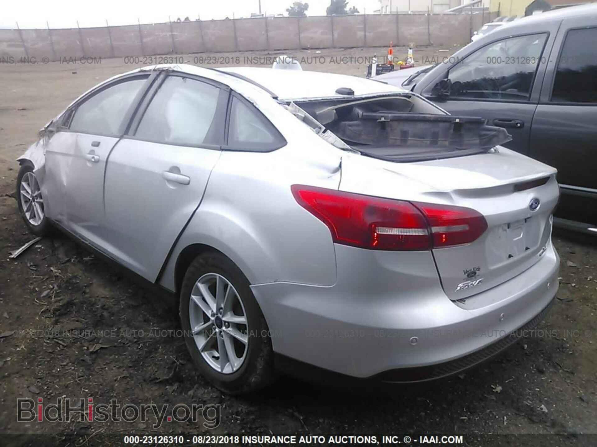2016 Ford Focus - VIN: 1FADP3F26GL282232 - Фото 3