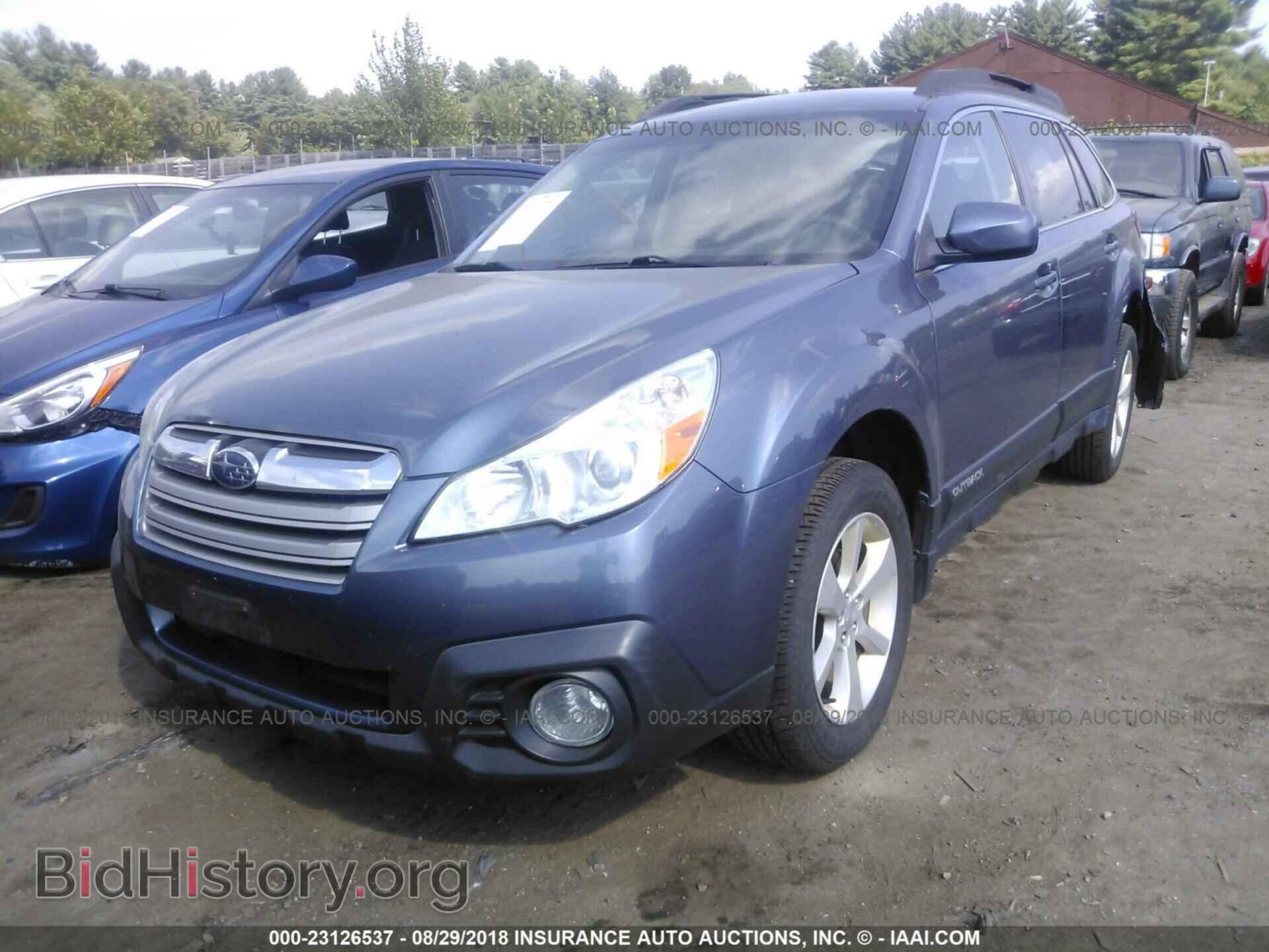 2013 Subaru Outback - VIN: 4S4BRBCC2D3200457 - Photo 2