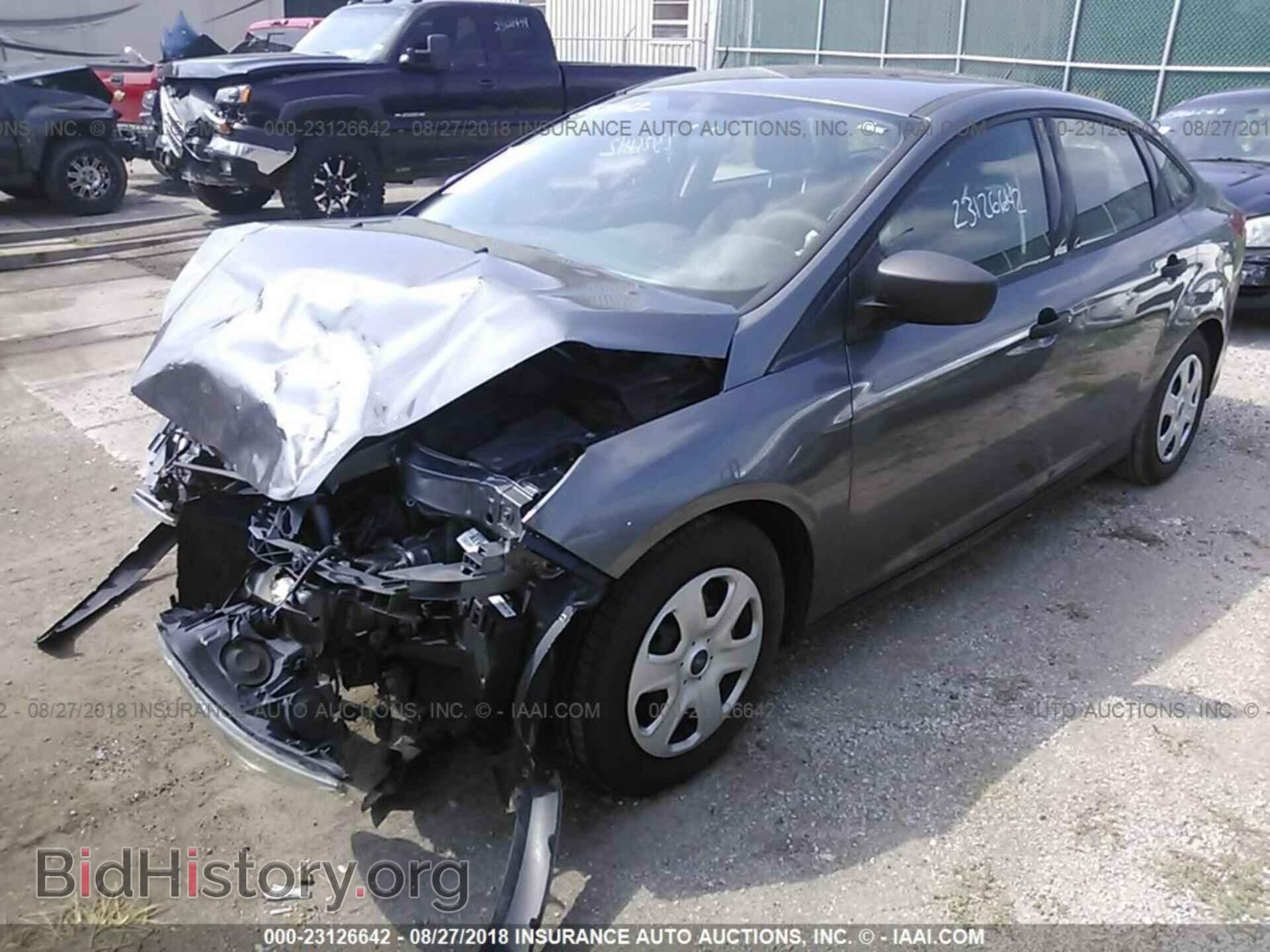 2013 Ford Focus - VIN: 1FADP3E29DL156315 - Фото 2