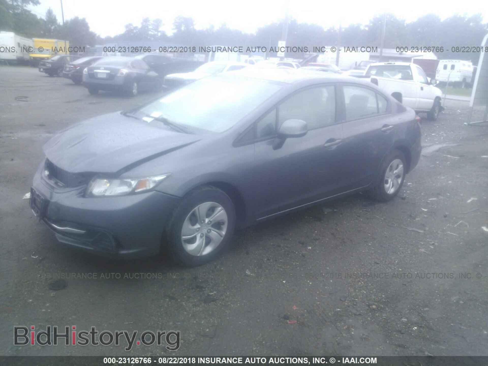 2013 Honda Civic - VIN: 2HGFB2F58DH557521 - Photo 2