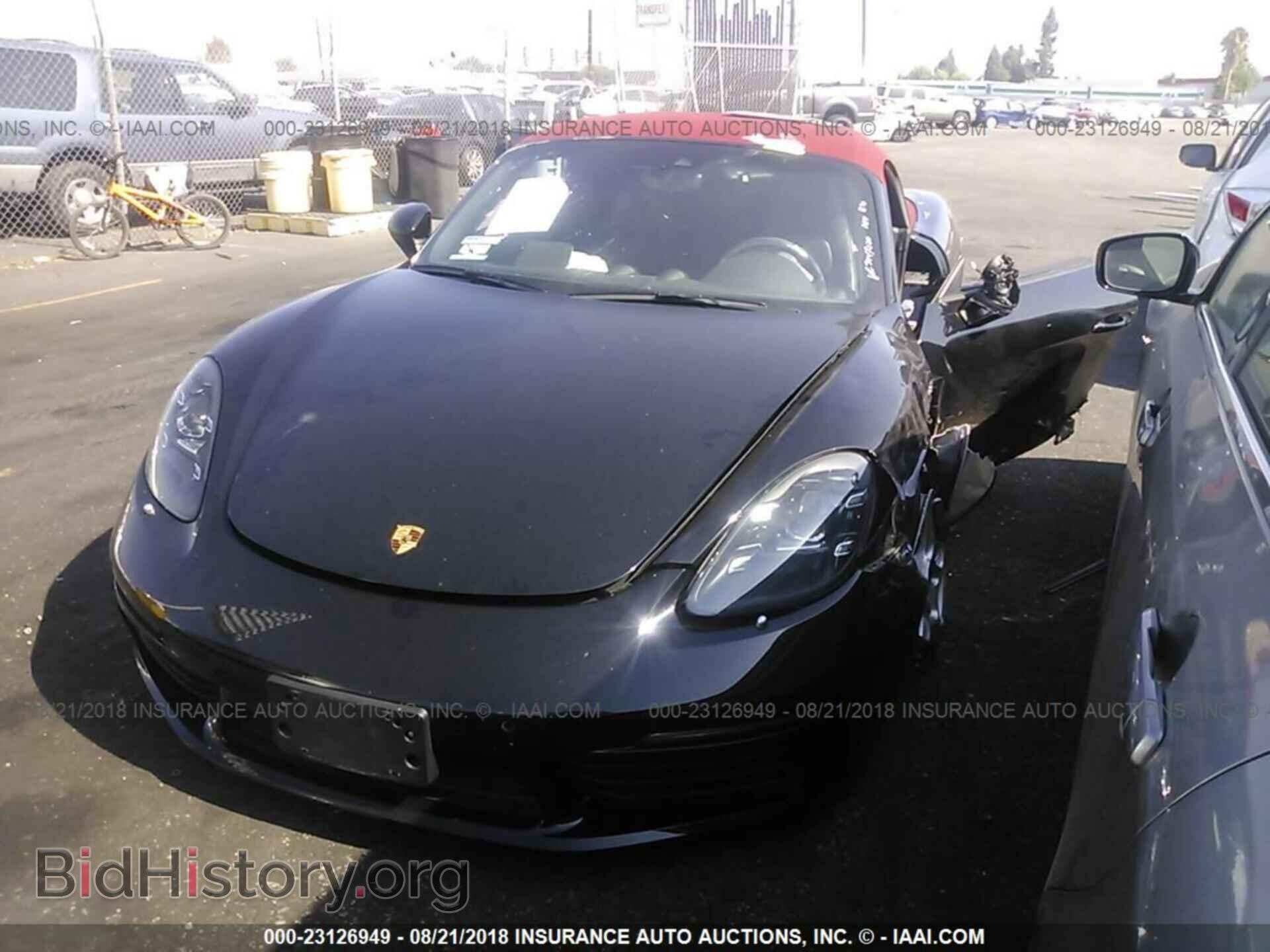 2017 Porsche Boxster - VIN: WP0CA2A86HS220981 - Photo 2