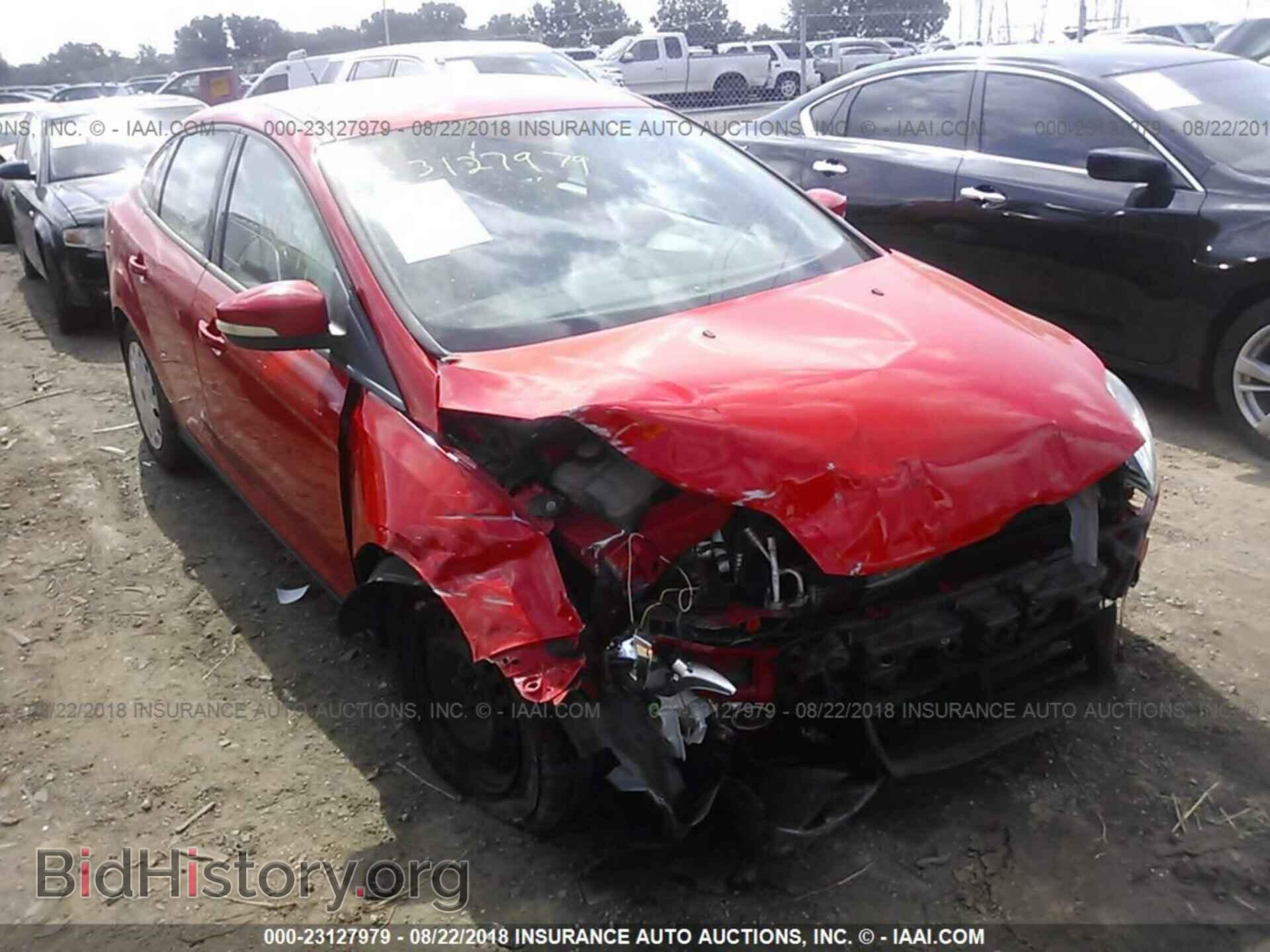 2012 Ford Focus - VIN: 1FAHP3F22CL311592 - Photo 6