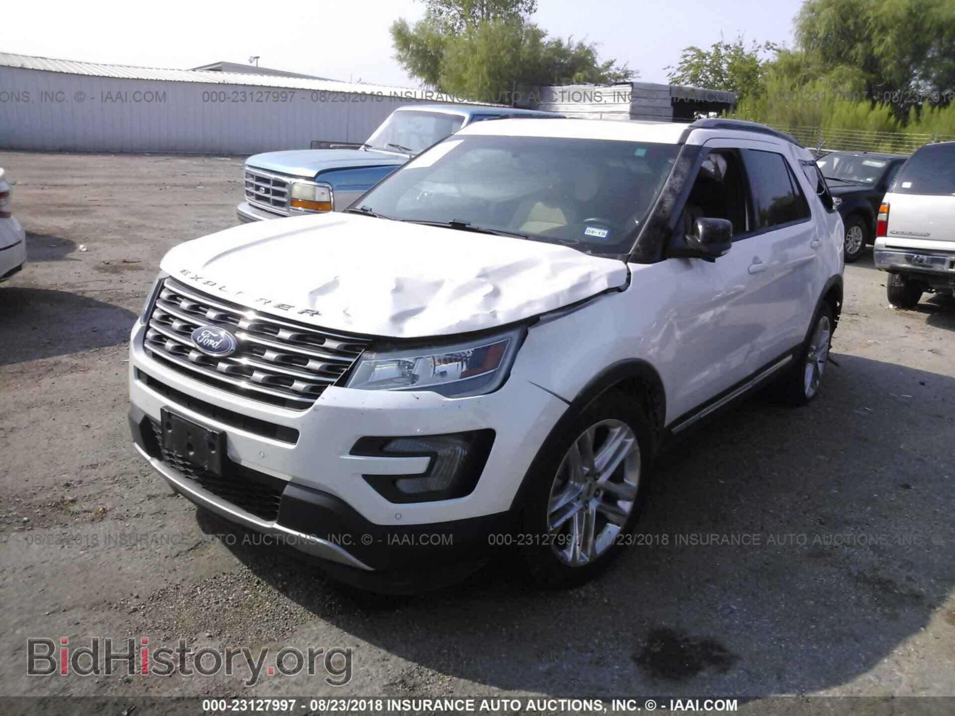 2016 Ford Explorer - VIN: 1FM5K7D84GGC65641 - Photo 2