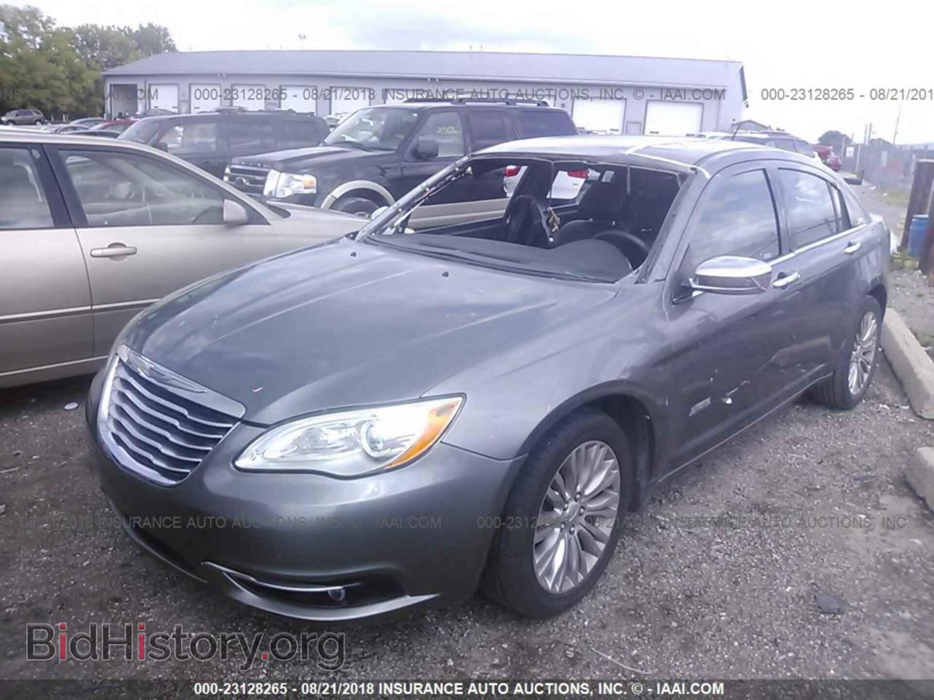 2013 CHRYSLER 200 - VIN: 1C3CCBCGXDN651691 - Фото 2