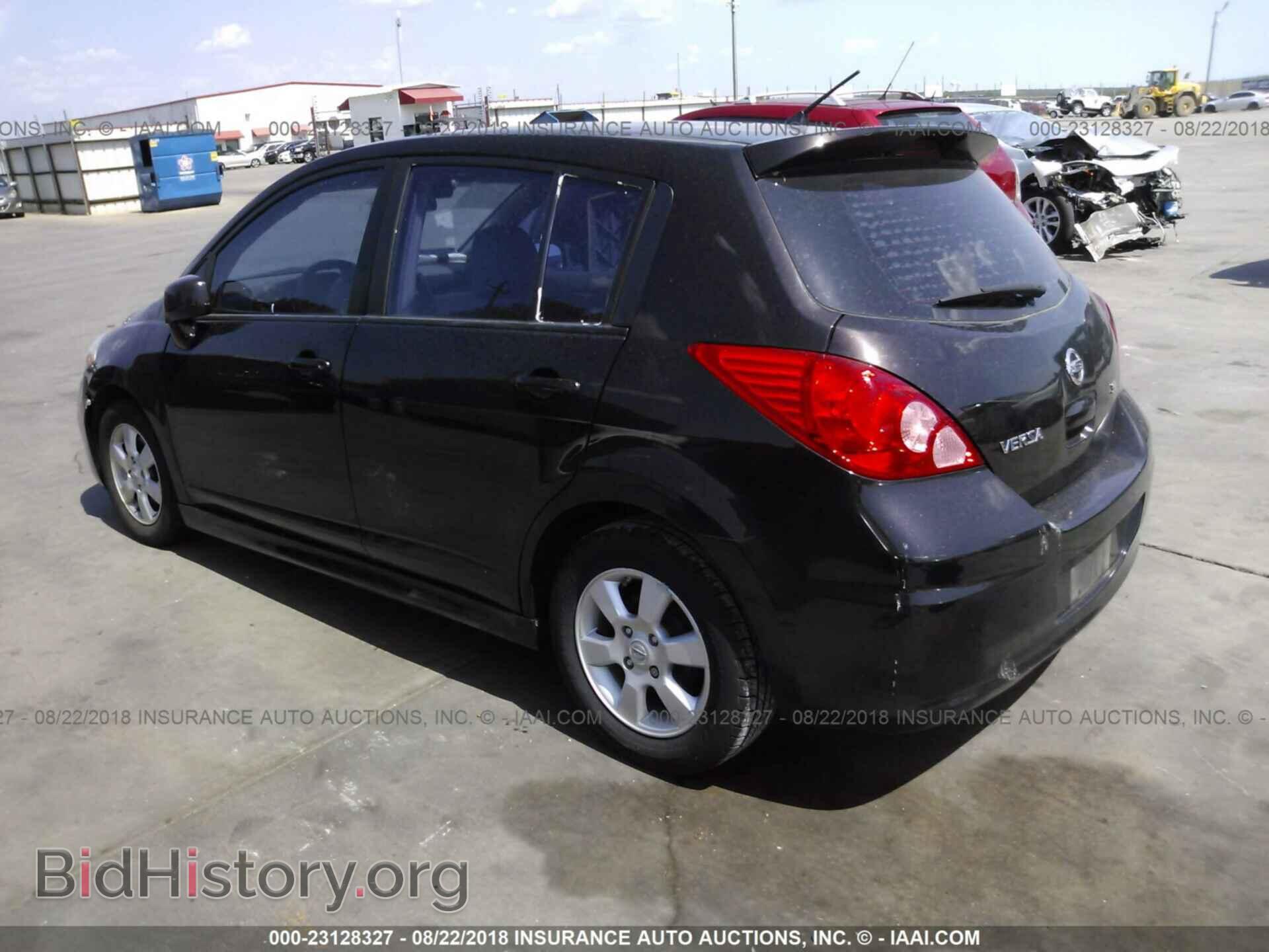 2011 Nissan Versa - VIN: 3N1BC1CP7BL433046 - Фото 3