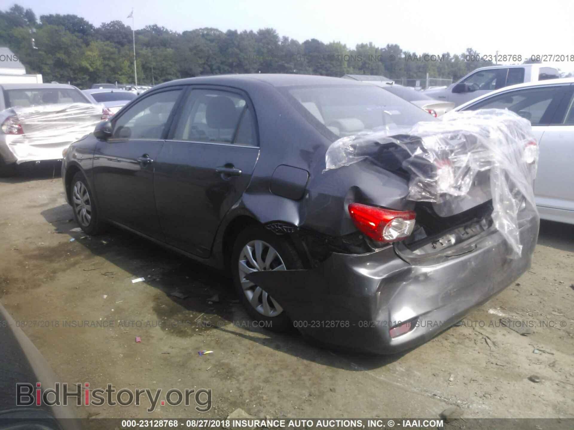 2013 Toyota Corolla - VIN: 2T1BU4EE4DC041817 - Photo 3