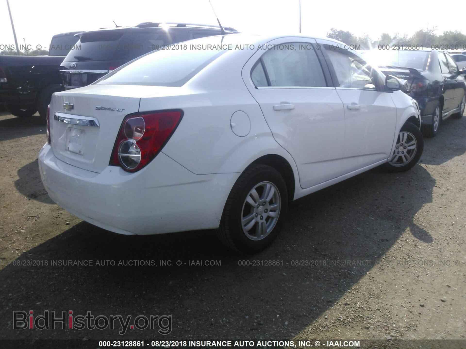2014 Chevrolet Sonic - VIN: 1G1JC5SH4E4239474 - Фото 4