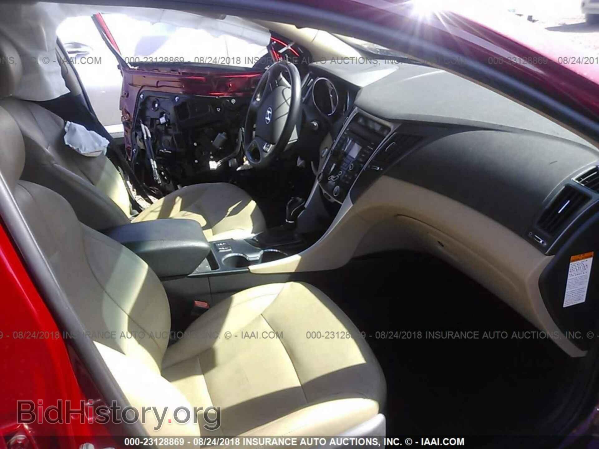 2012 Hyundai Sonata - VIN: KMHEC4A41CA042287 - Photo 5
