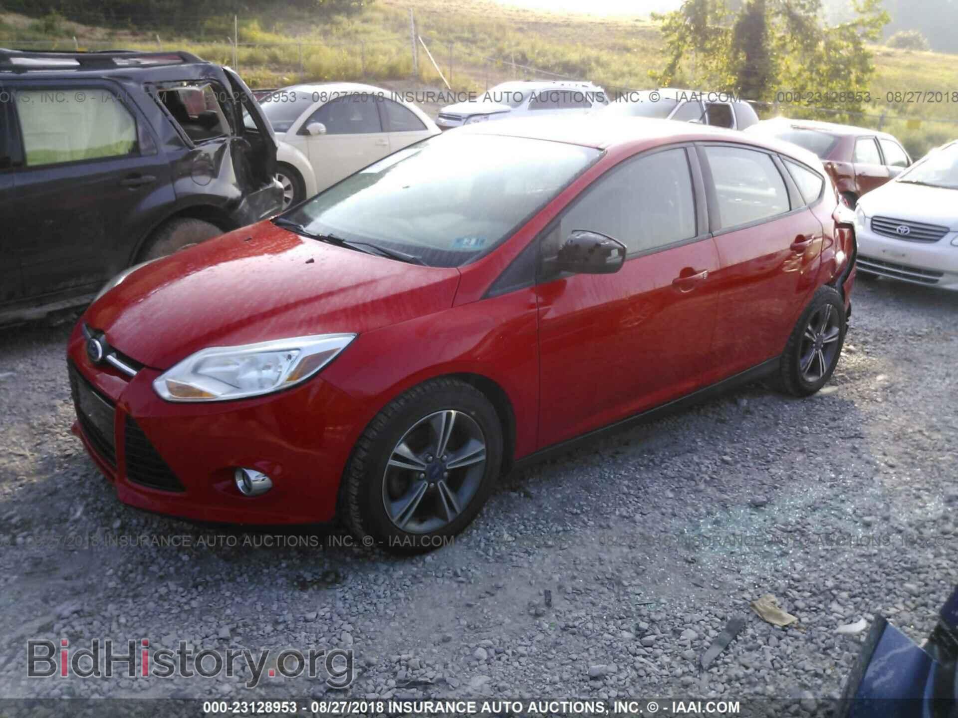 2012 Ford Focus - VIN: 1FAHP3K24CL310871 - Photo 2