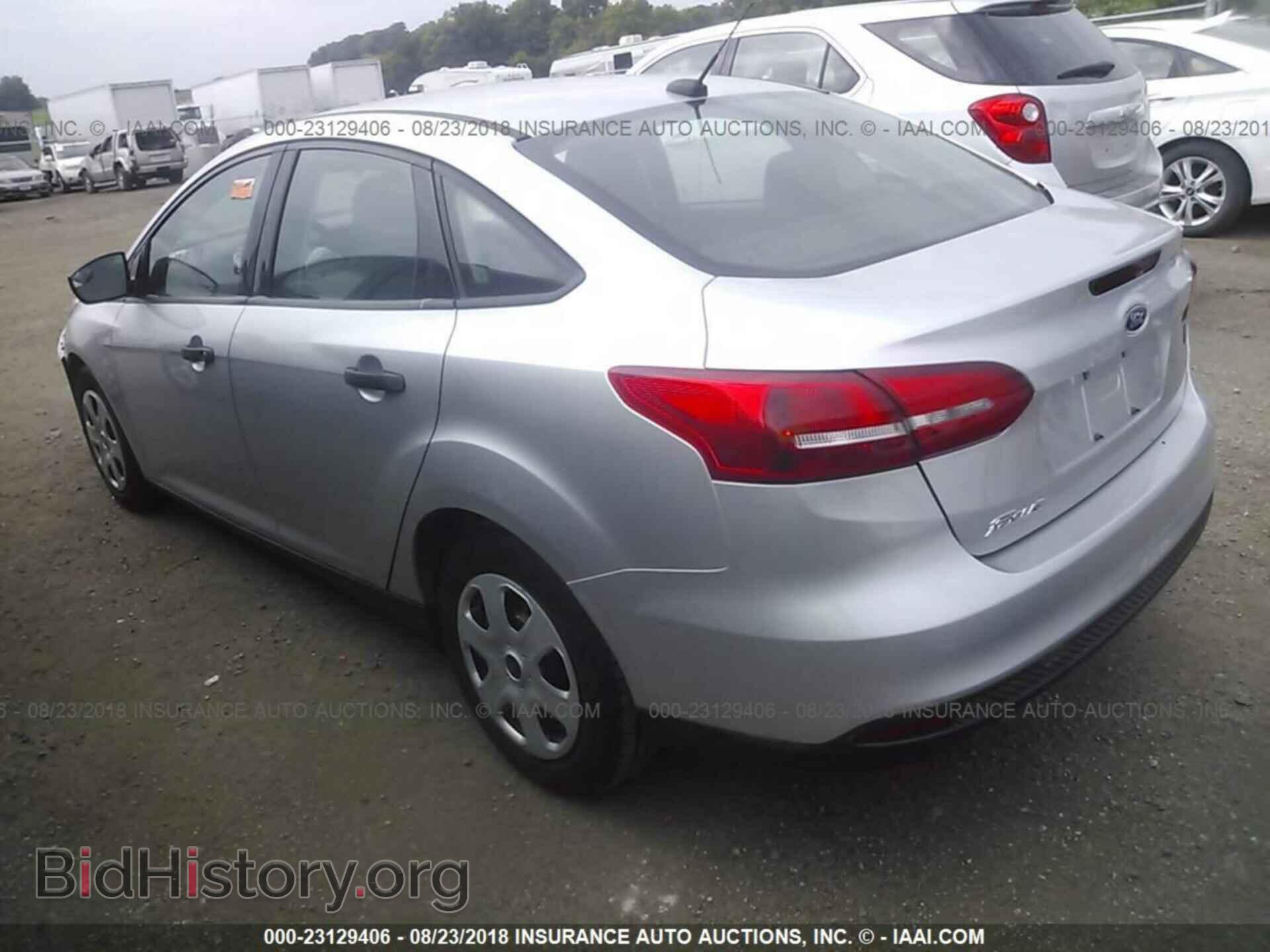 2017 Ford Focus - VIN: 1FADP3E20HL314076 - Фото 3