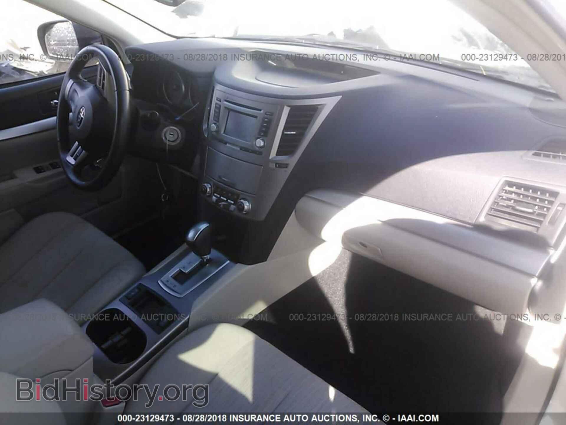2014 Subaru Outback - VIN: 4S4BRBCC9E3322654 - Фото 5