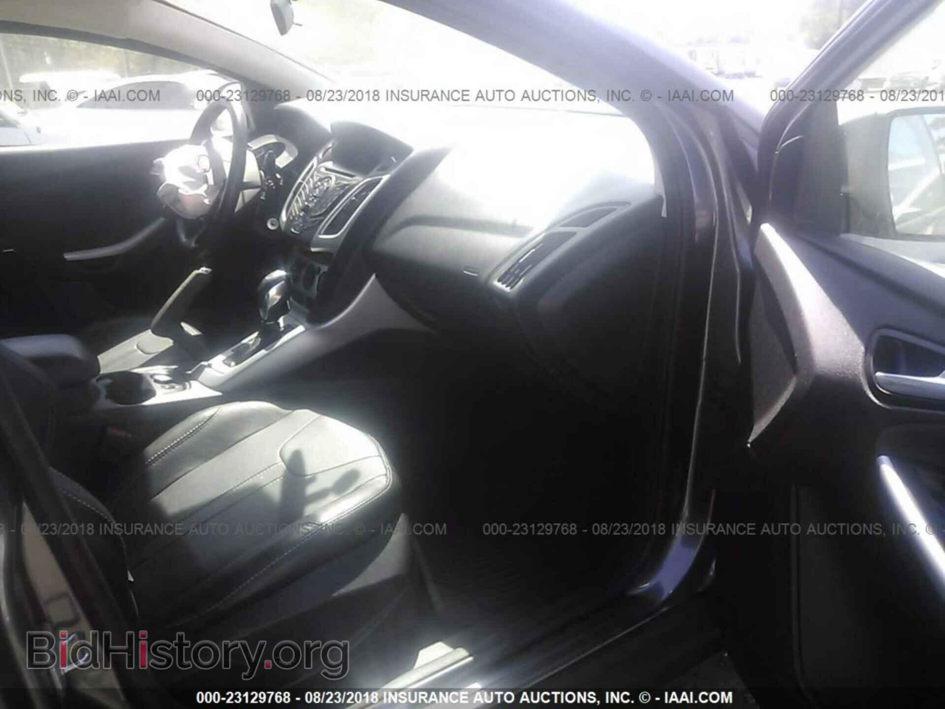 2014 Ford Focus - VIN: 1FADP3F2XEL247660 - Фото 5