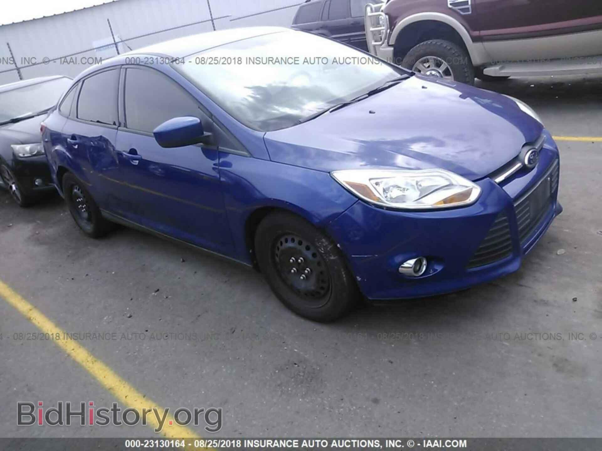 Photo 1FAHP3F26CL466257 - Ford Focus 2012