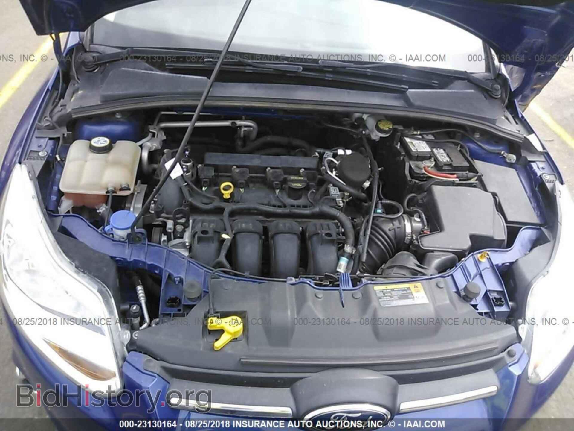 2012 Ford Focus - VIN: 1FAHP3F26CL466257 - Photo 10