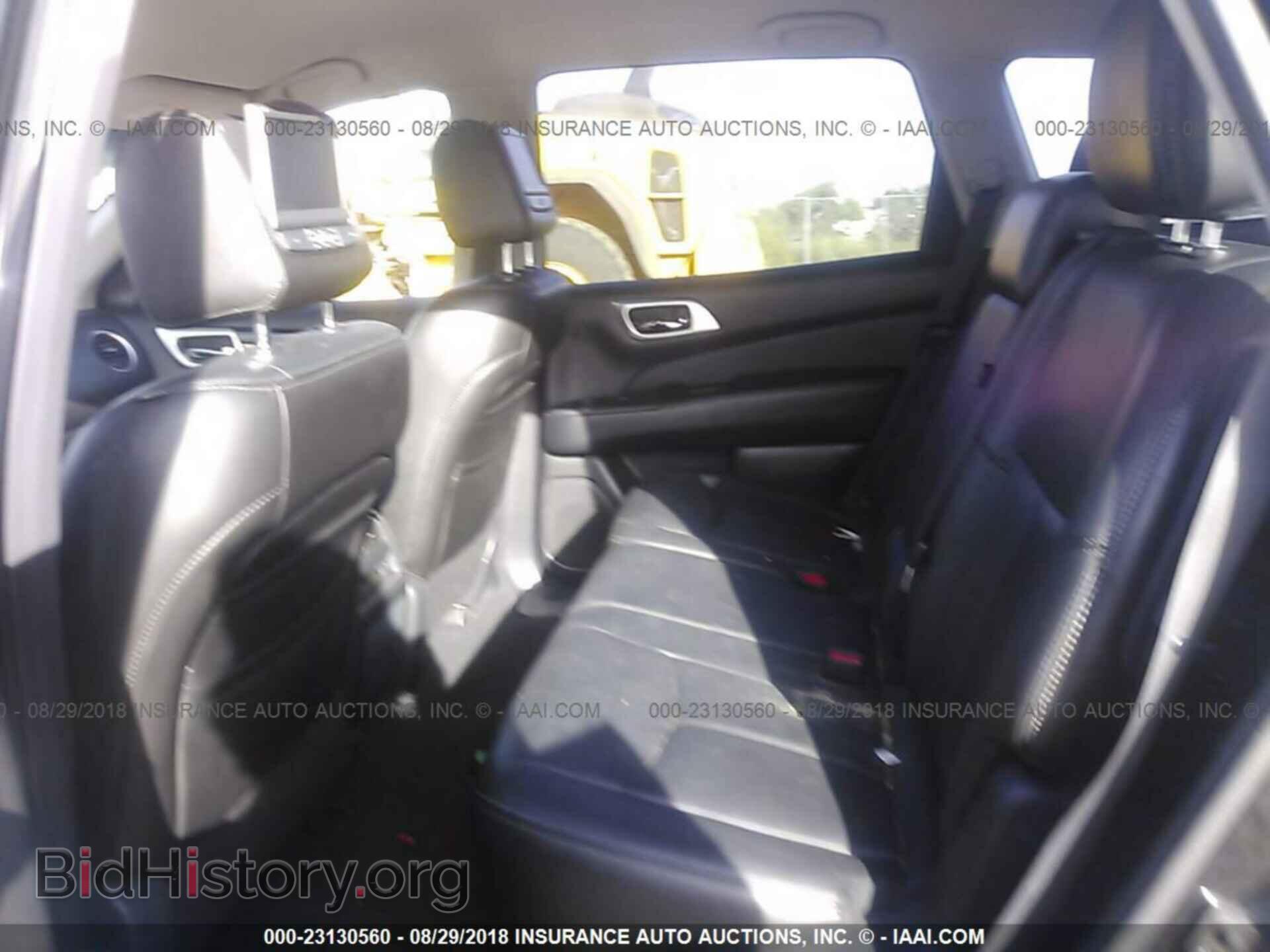 2013 Nissan Pathfinder - VIN: 5N1AR2MM9DC655633 - Photo 8