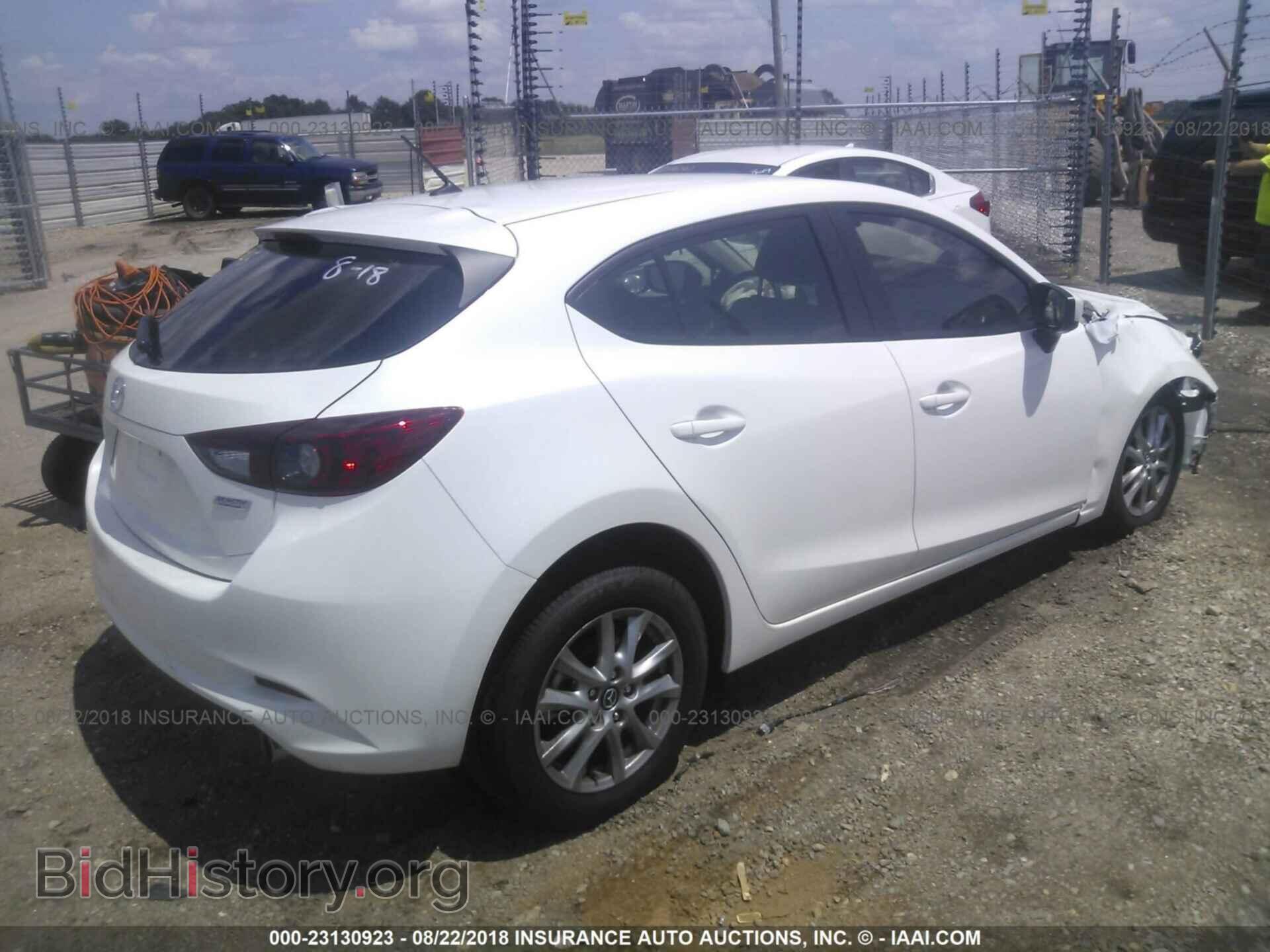 2018 MAZDA 3 - VIN: 3MZBN1K76JM188268 - Фото 4