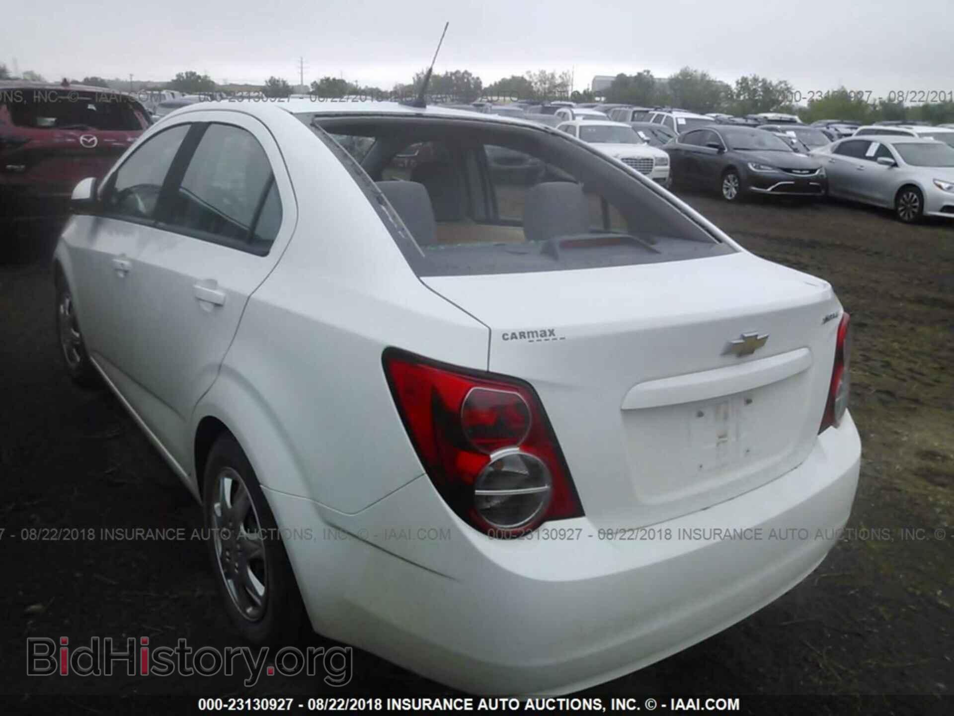 2014 Chevrolet Sonic - VIN: 1G1JA5SH2E4126189 - Фото 3