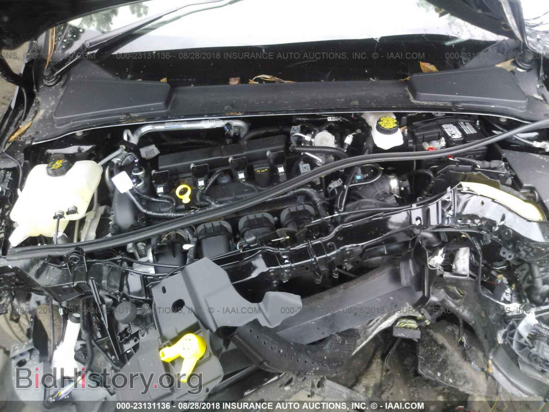 2018 Ford Focus - VIN: 1FADP3M27JL209185 - Фото 10