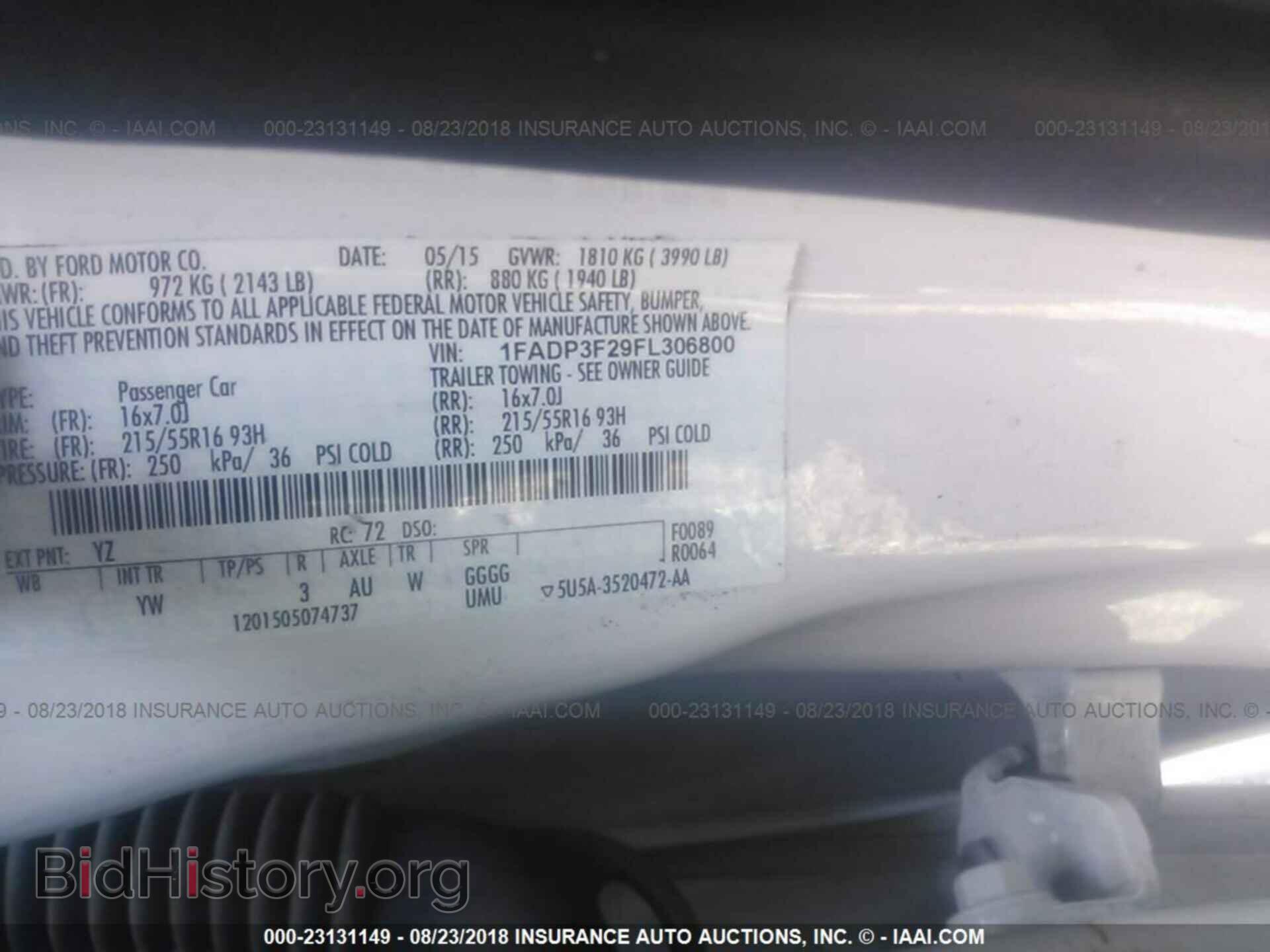 2015 Ford Focus - VIN: 1FADP3F29FL306800 - Photo 9