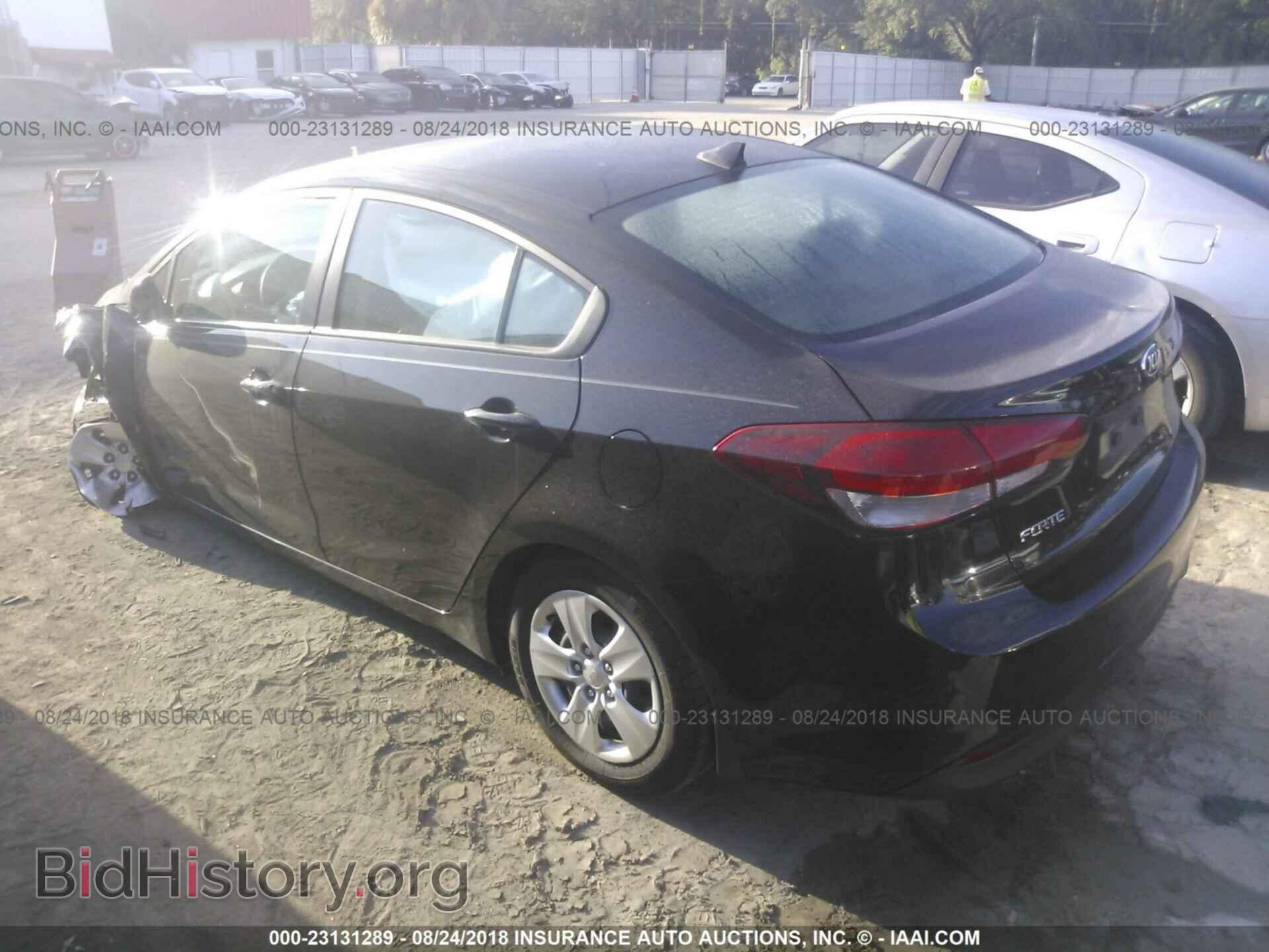 2017 Kia Forte - VIN: 3KPFK4A76HE032185 - Фото 3