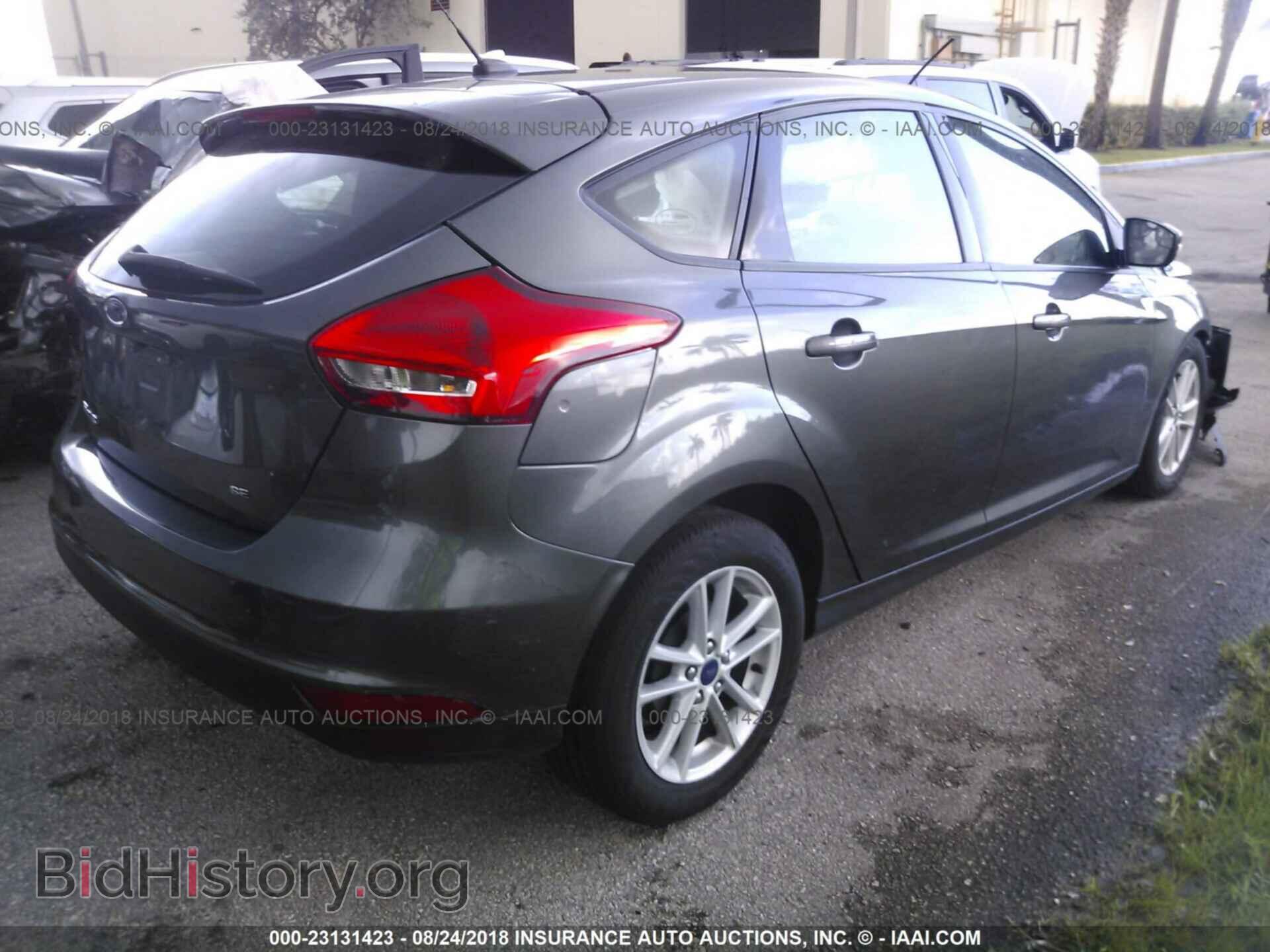 2017 Ford Focus - VIN: 1FADP3K21HL247282 - Фото 4