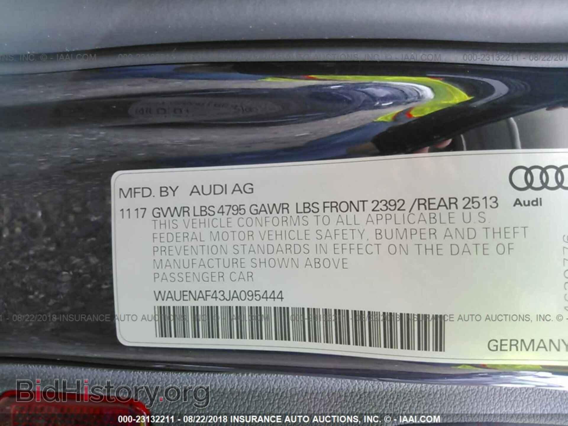 2018 Audi A4 - VIN: WAUENAF43JA095444 - Фото 9