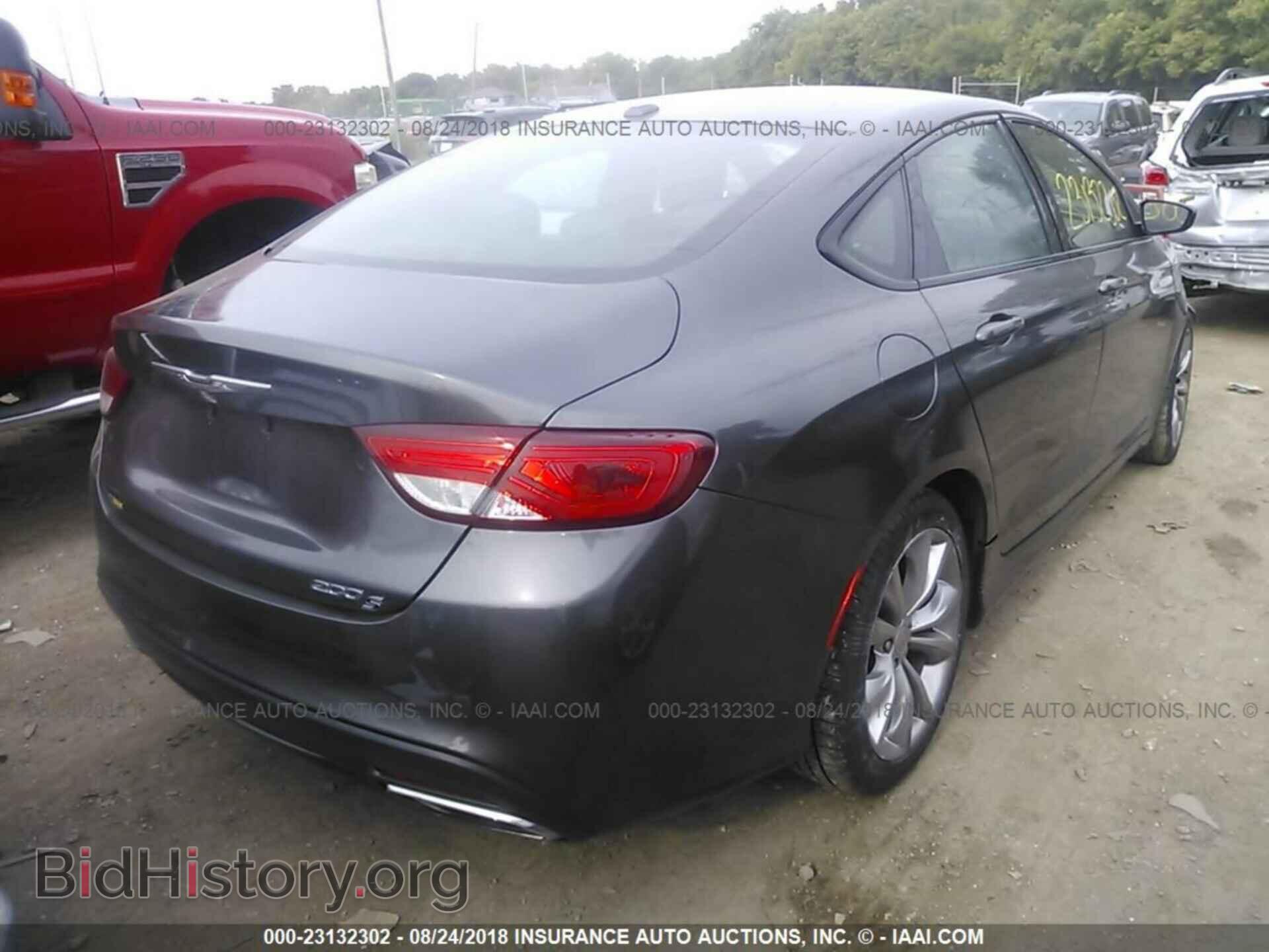2015 Chrysler 200 - VIN: 1C3CCCBB7FN723946 - Photo 4
