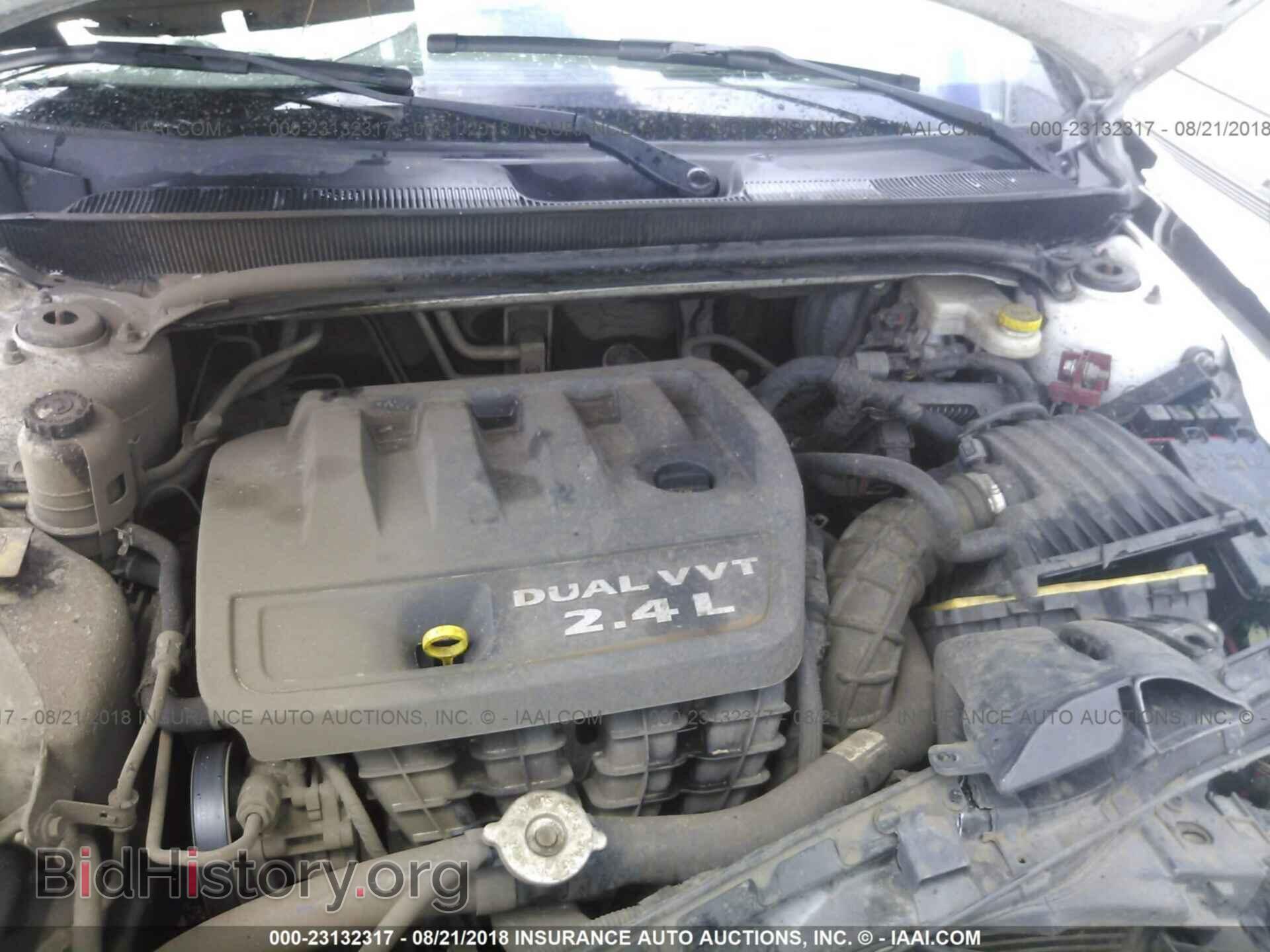 2013 Chrysler 200 - VIN: 1C3CCBBB0DN672880 - Photo 10