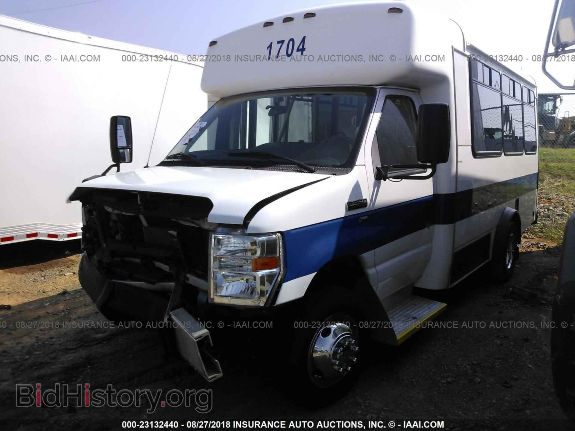 2013 Ford Econoline - VIN: 1FDEE3FL5DDA15260 - Photo 2