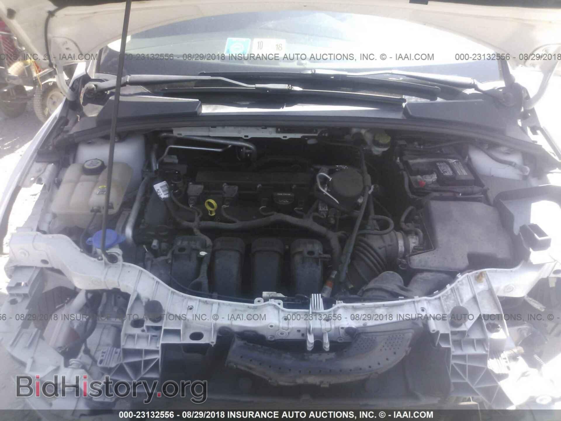2012 Ford Focus - VIN: 1FAHP3E22CL173523 - Photo 10