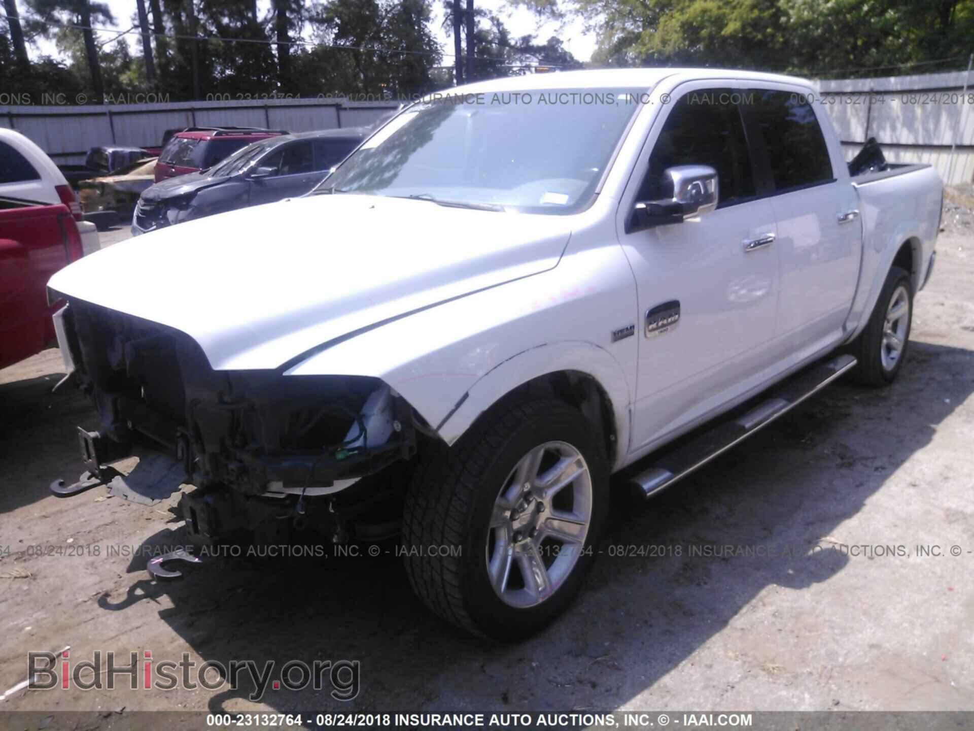 2012 Dodge Ram 1500 - VIN: 1C6RD7PT4CS247798 - Фото 2