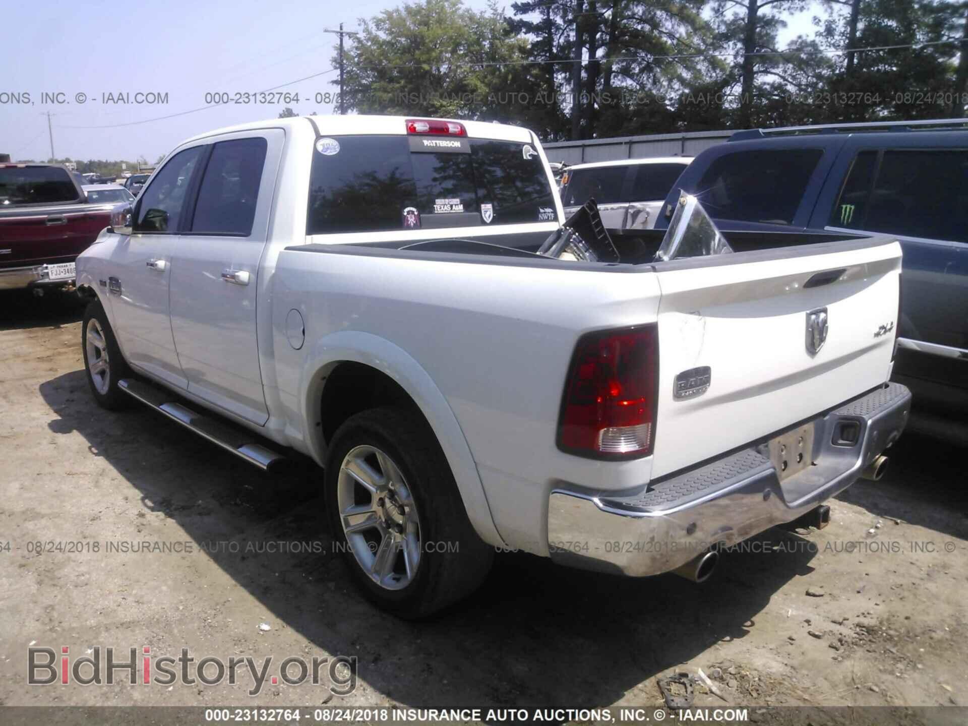 2012 Dodge Ram 1500 - VIN: 1C6RD7PT4CS247798 - Фото 3