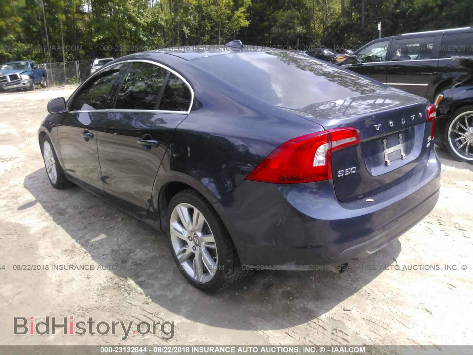 2011 Volvo S60 - VIN: YV1902FH0B2015079 - Фото 3
