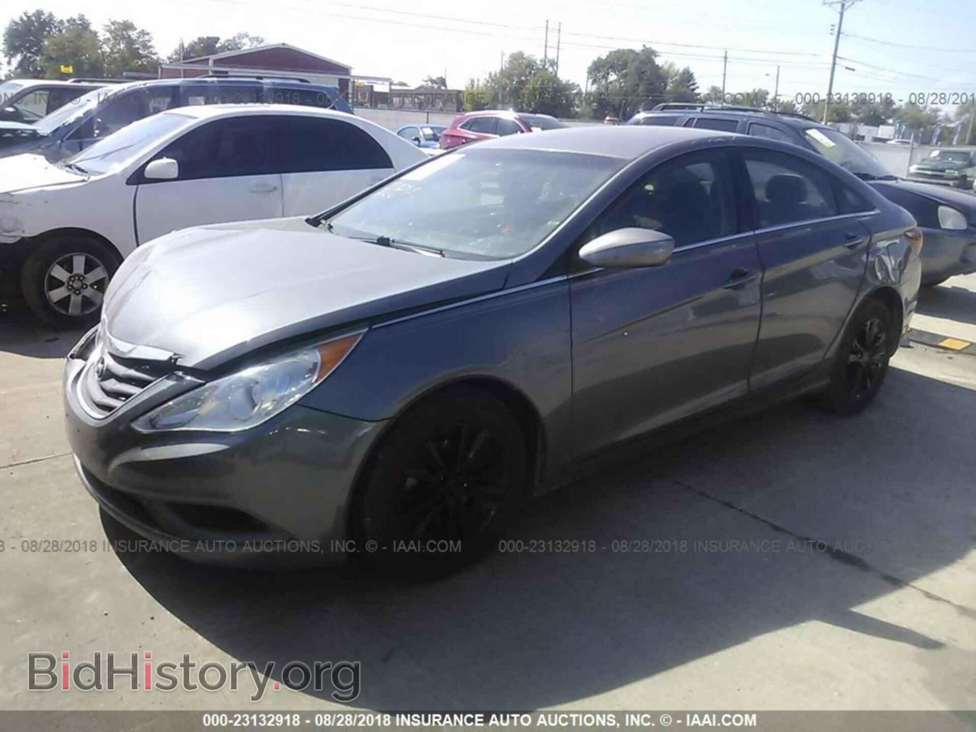 2012 Hyundai Sonata - VIN: 5NPEB4AC8CH467867 - Фото 2