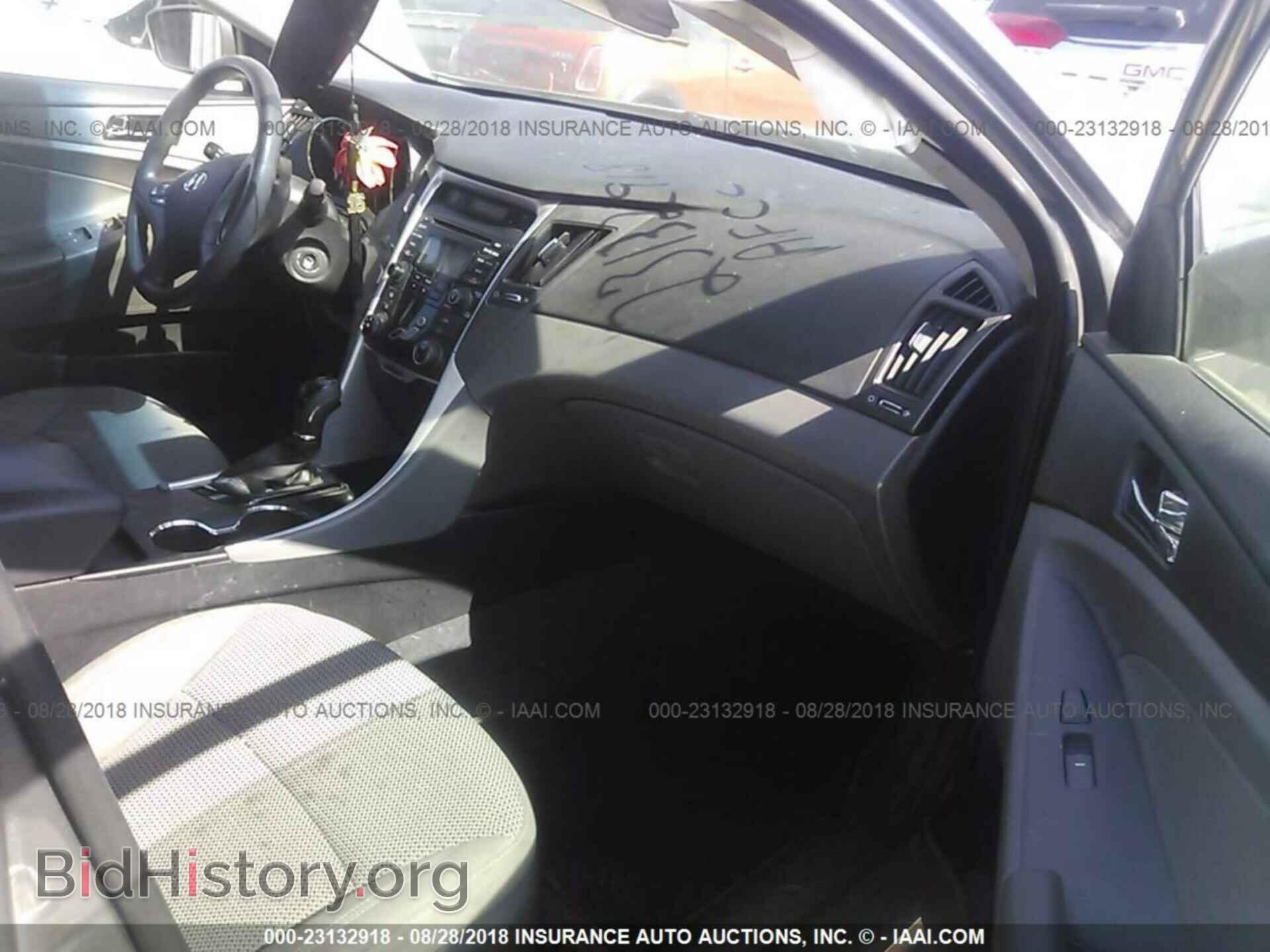 2012 Hyundai Sonata - VIN: 5NPEB4AC8CH467867 - Фото 5