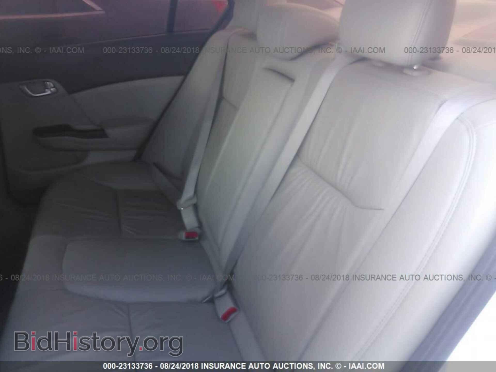 2012 Honda Civic - VIN: 19XFB2F96CE331151 - Photo 8