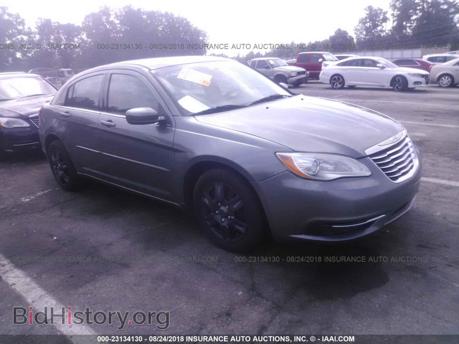 Фотография 1C3CCBABXCN201724 - Chrysler 200 2012