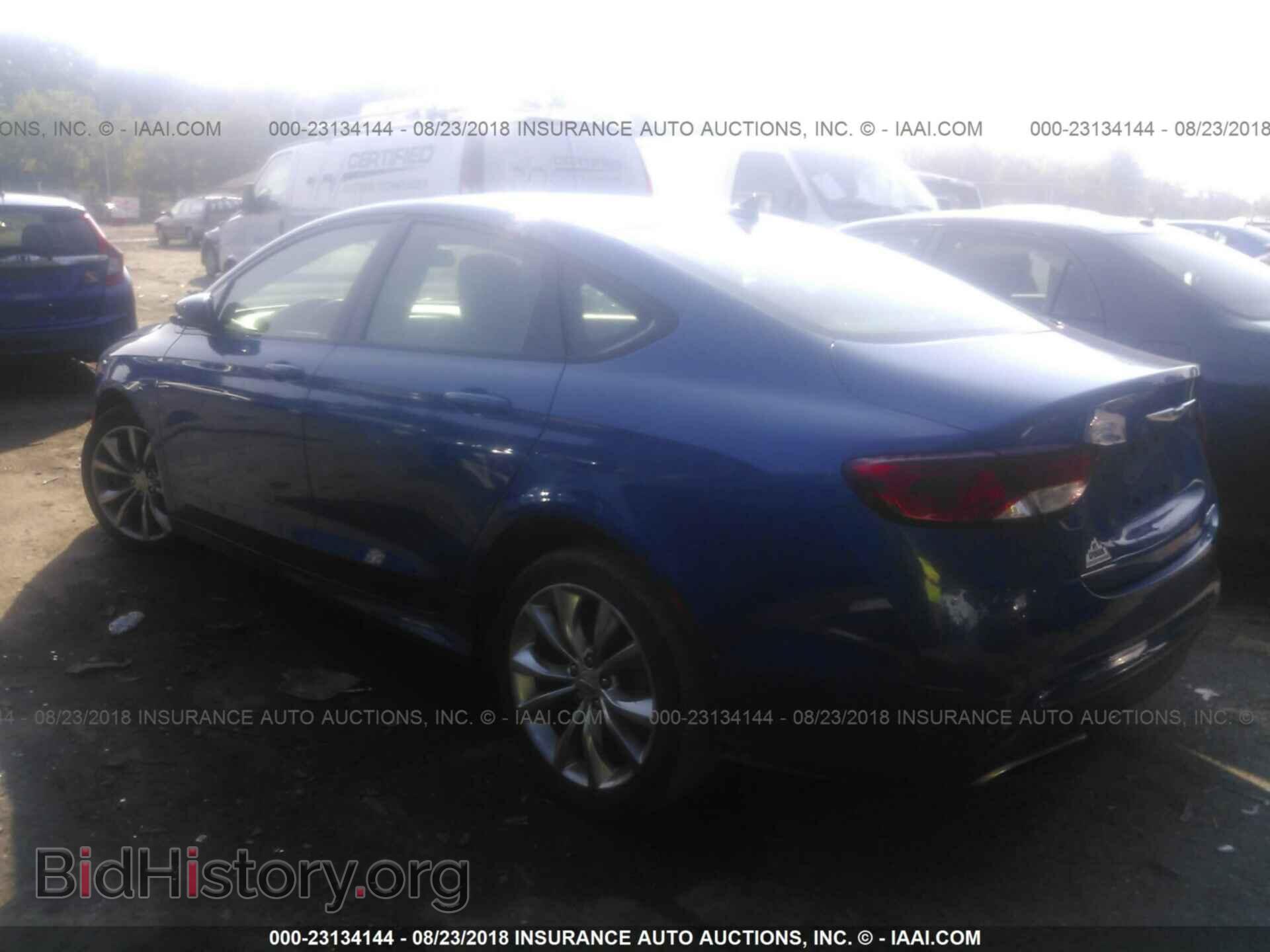 2015 Chrysler 200 - VIN: 1C3CCCBB5FN604695 - Фото 3